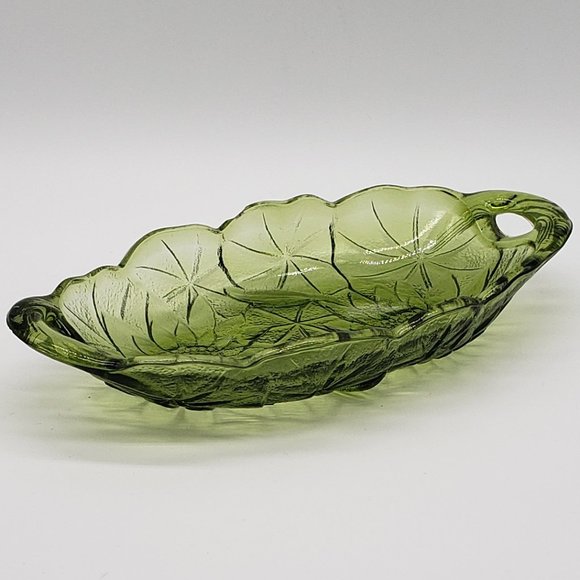 Indiana Glass Vintage Green Lily Pons Oval Handled Pickle or Relish Dish - Picture 8 of 14